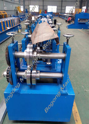 Customized C&Z Purlin Roll Forming Machine 15 - 20m / Min Forming Speed